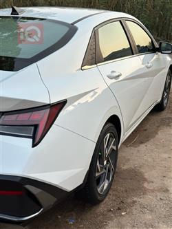 هیوندای ئەلەنترا